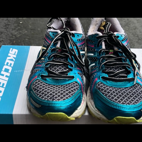 ASICS gel kayano 19 Women's Blue/Black Running Sneakers Size 7.5 - Picture 2 of 12